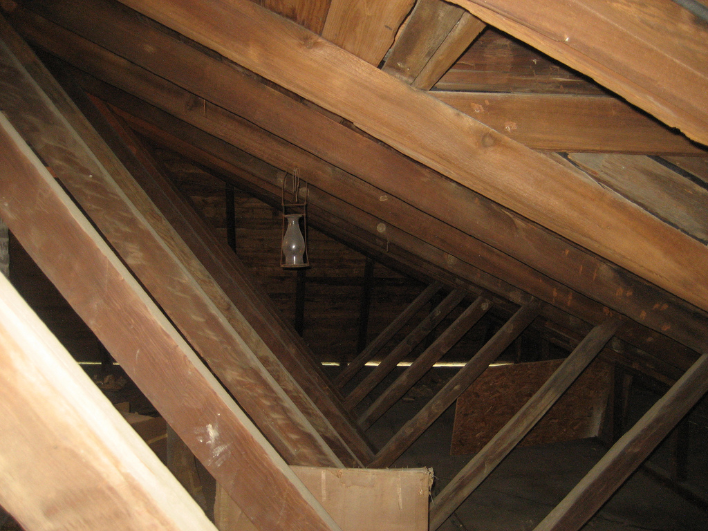 Poorly insulated attic: photo by infrogmation.